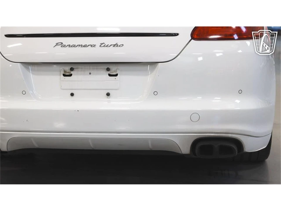 2013 Porsche 970 Panamera - Image 26 of 31