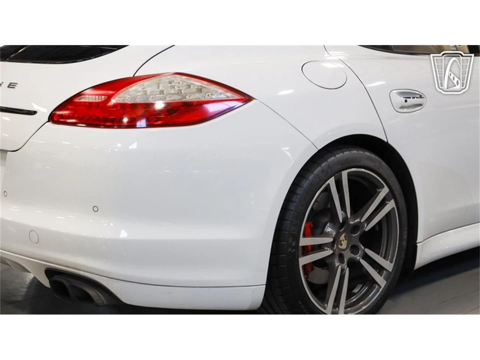2013 Porsche 970 Panamera - Image 31 of 31