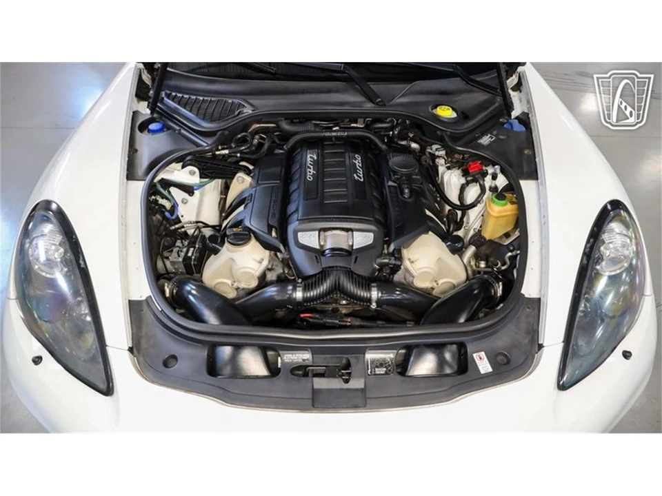 2013 Porsche 970 Panamera - Image 2 of 31