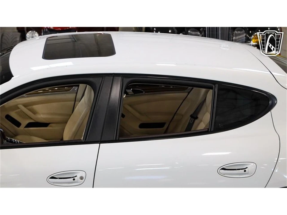 2013 Porsche 970 Panamera - Image 12 of 31