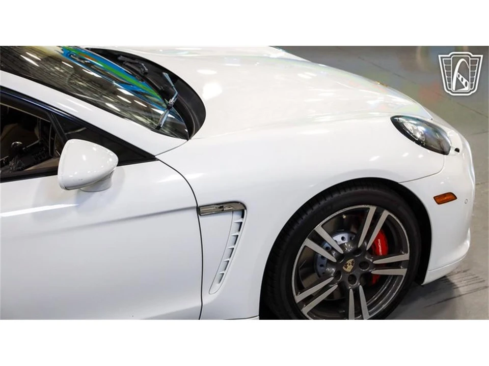 2013 Porsche 970 Panamera - Image 30 of 31