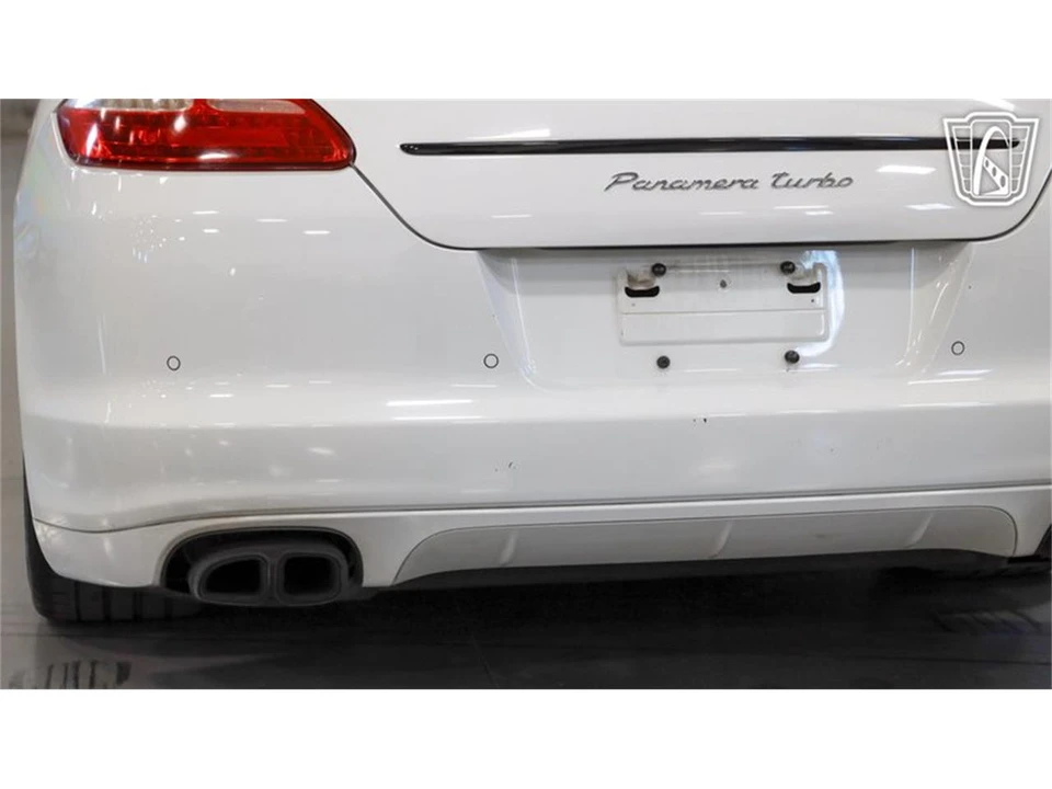 2013 Porsche 970 Panamera - Image 25 of 31