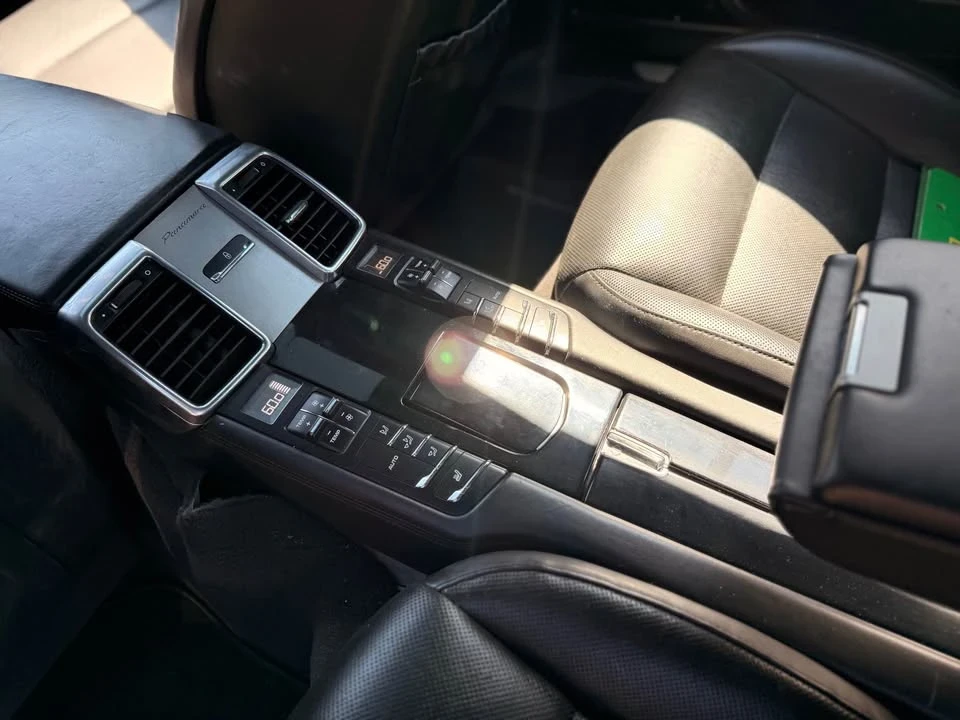 2013 Porsche 970 Panamera GTS - Image 16 of 17