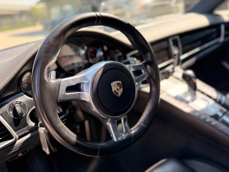 2013 Porsche 970 Panamera GTS - Image 10 of 17