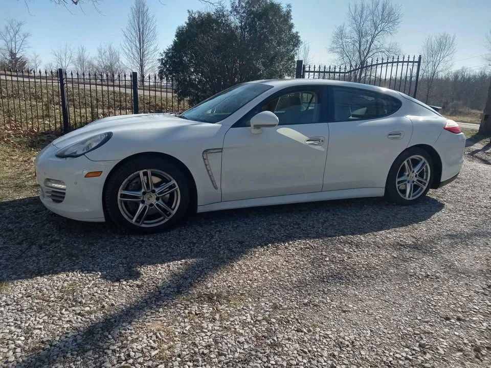 2013 Porsche 970 Panamera - Image 2 of 3