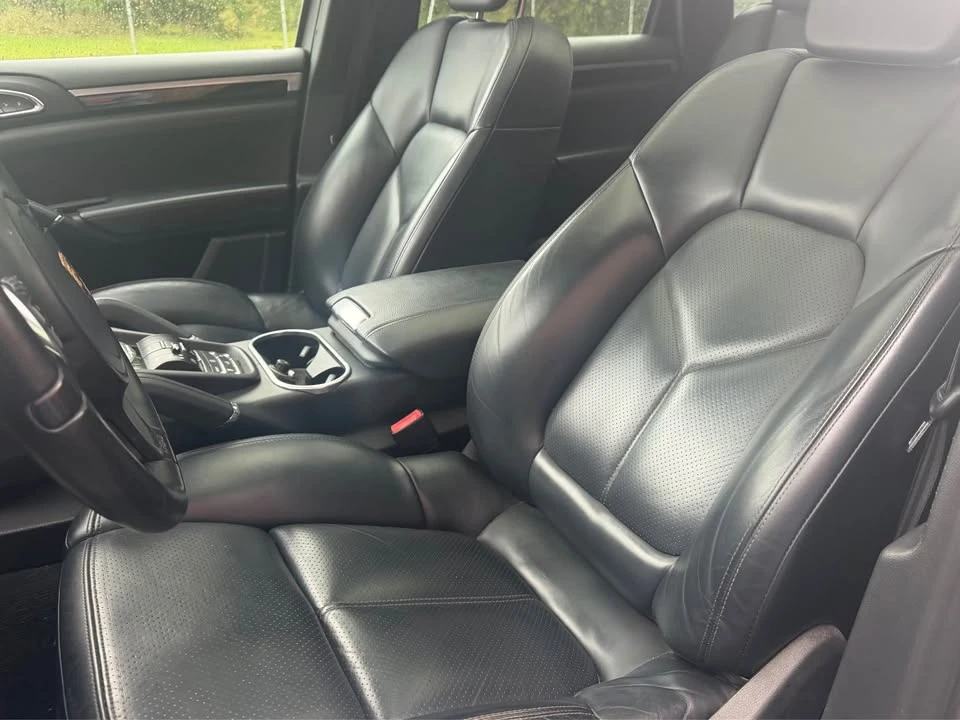 2013 Porsche 958 Cayenne S - Image 7 of 12