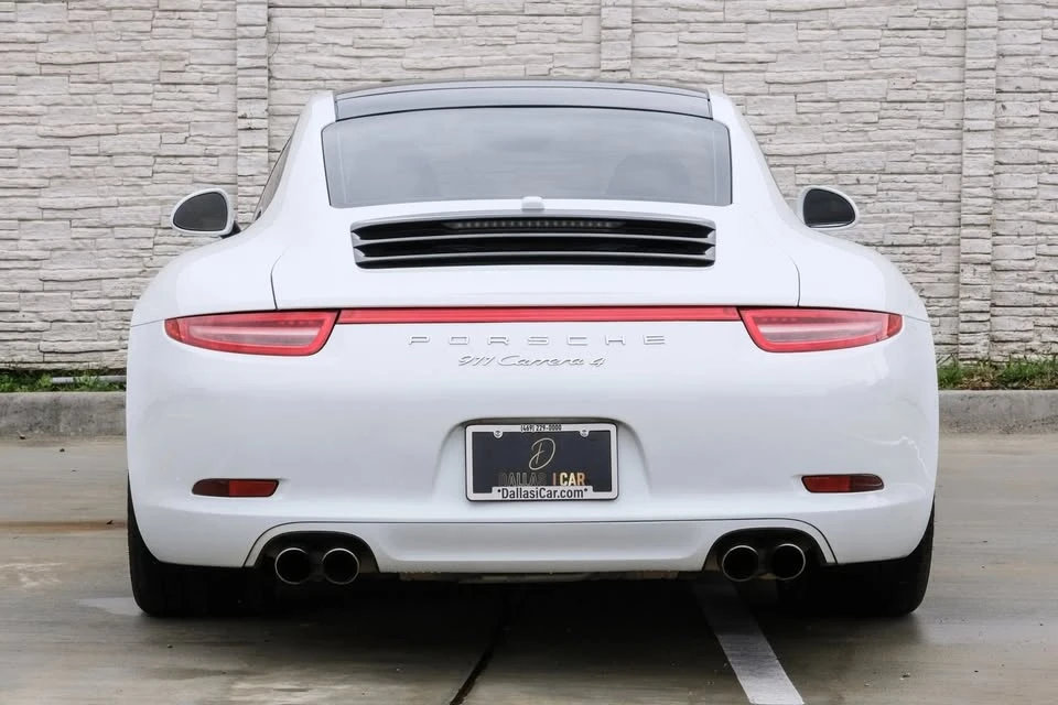 2013 Porsche 991 Carrera - Image 8 of 20