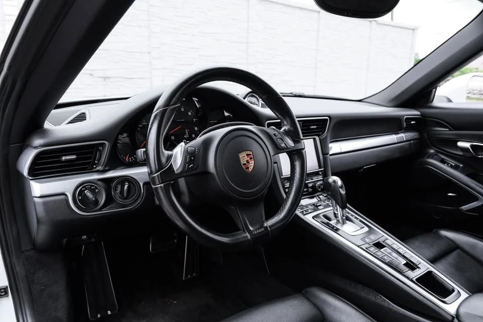 2013 Porsche 991 Carrera - Image 3 of 20
