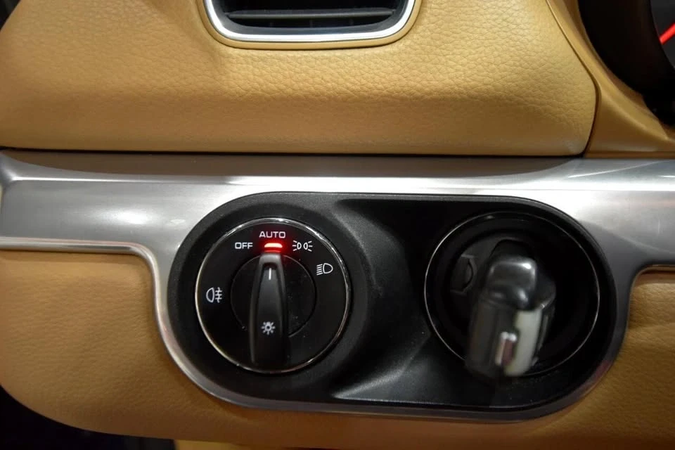2013 Porsche 981 Boxster - Image 19 of 20