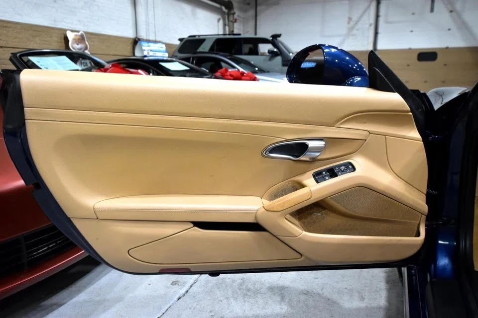 2013 Porsche 981 Boxster - Image 16 of 20