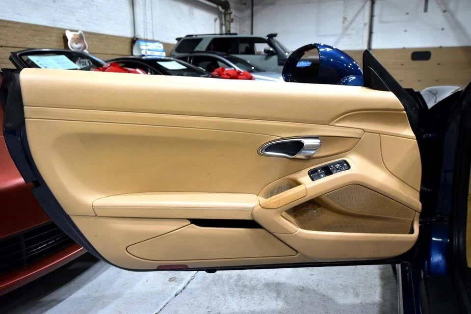 2013 Porsche 981 Boxster - Image 16 of 20