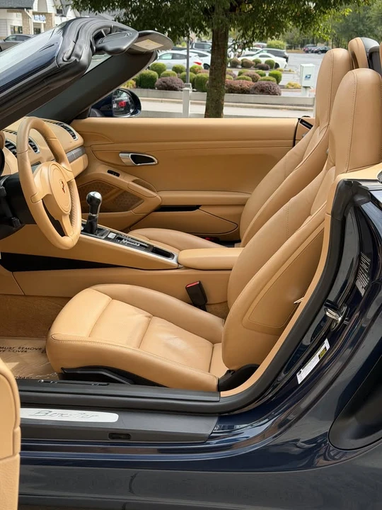2013 Porsche 981 Boxster - Image 12 of 18