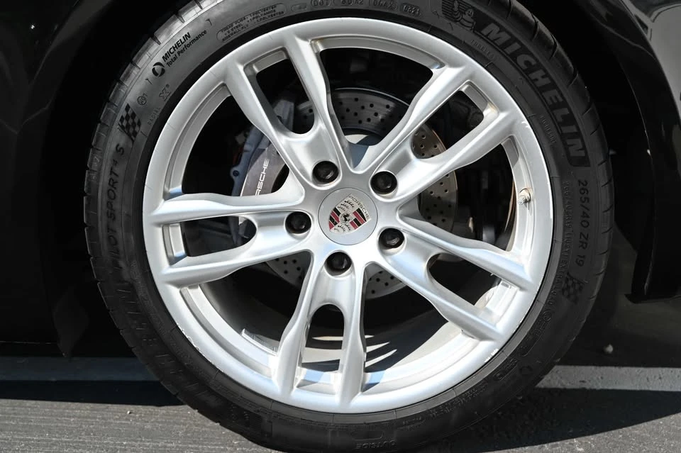 2013 Porsche 981 Boxster - Image 19 of 20