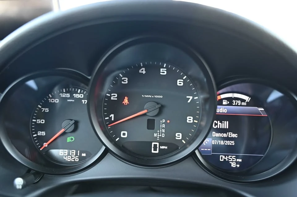 2013 Porsche 981 Boxster - Image 17 of 20