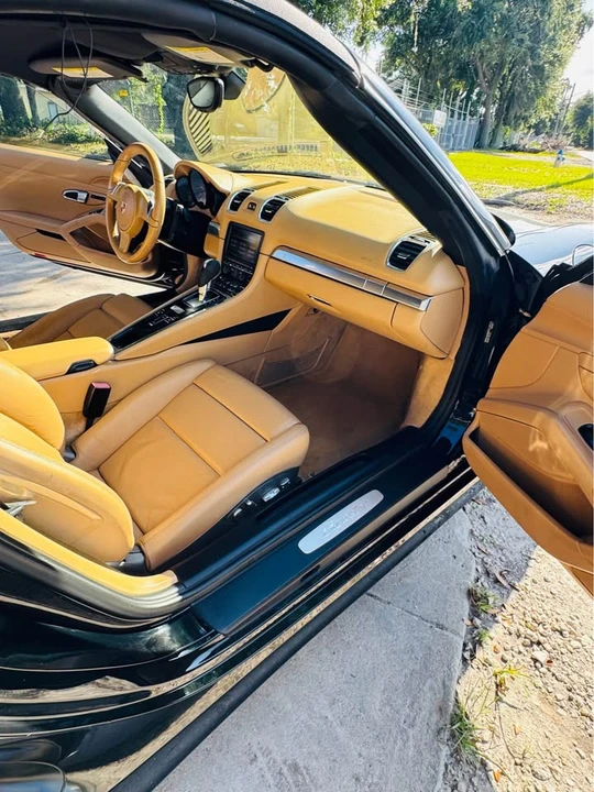 2013 Porsche 981 Boxster - Image 14 of 17