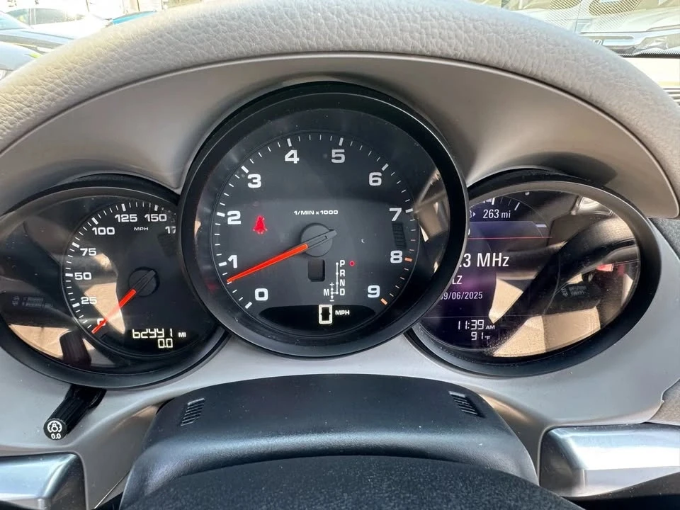 2013 Porsche 981 Boxster - Image 19 of 20