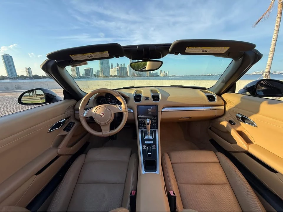2013 Porsche 981 Boxster - Image 9 of 14