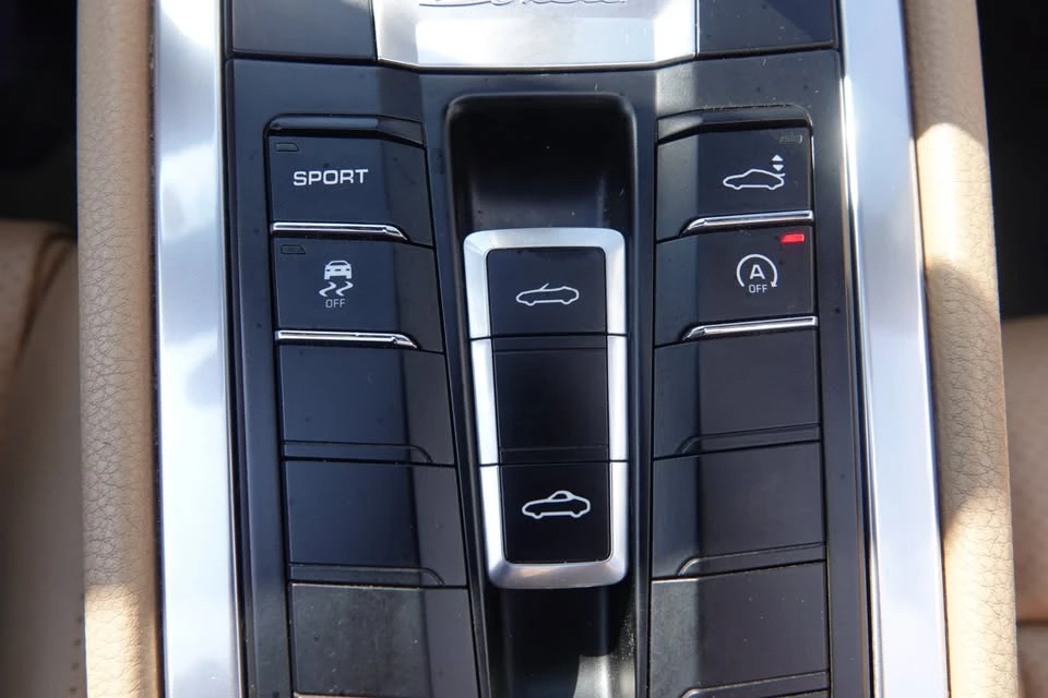 2013 Porsche 981 Boxster - Image 19 of 20