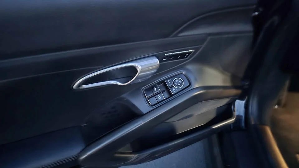 2013 Porsche 981 Boxster - Image 9 of 20
