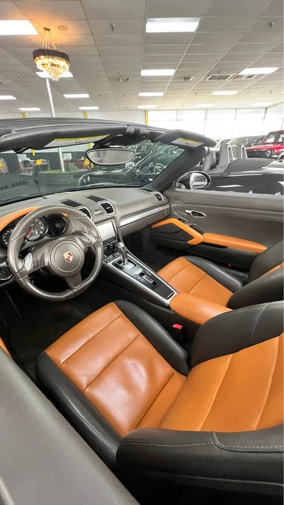 2013 Porsche 981 Boxster - Image 2 of 2