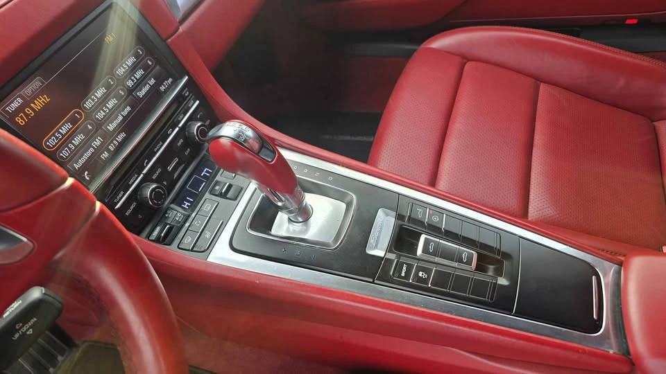 2013 Porsche 981 Boxster - Image 13 of 16