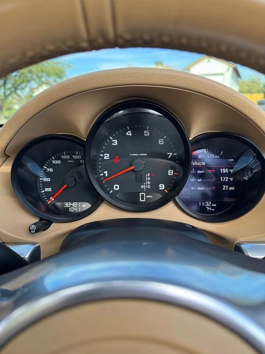2013 Porsche 981 Boxster - Image 10 of 12