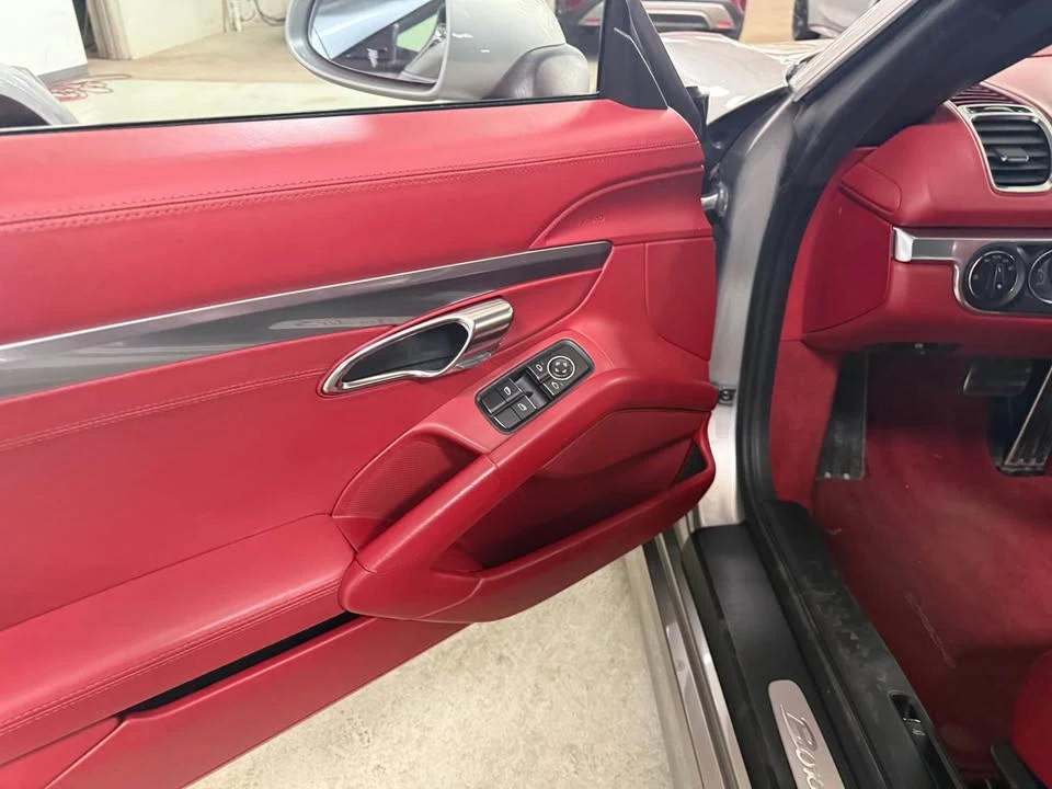 2013 Porsche 981 Boxster S - Image 9 of 13