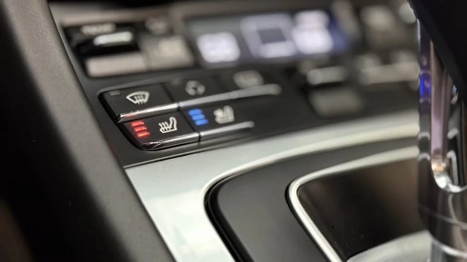 2013 Porsche 991 Carrera 4S - Image 12 of 19