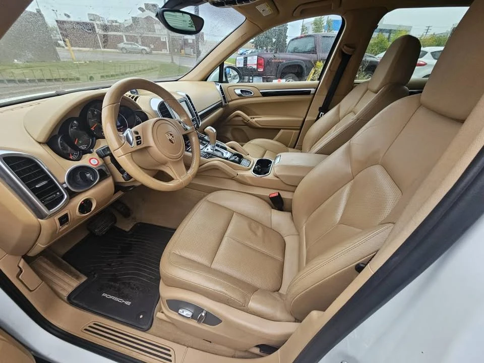 2013 Porsche 958 Cayenne - Image 9 of 9