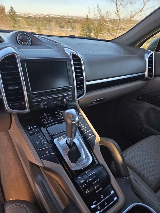 2013 Porsche 958 Cayenne - Image 10 of 13