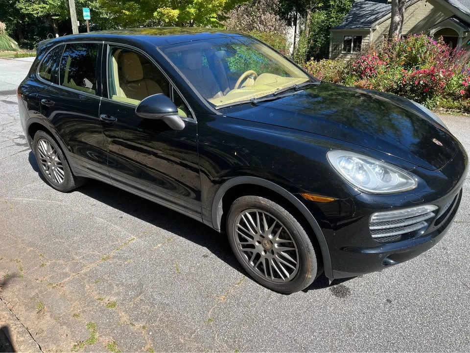 2013 Porsche 958 Cayenne - Image 3 of 9