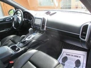 2013 Porsche 958 Cayenne - Image 16 of 20