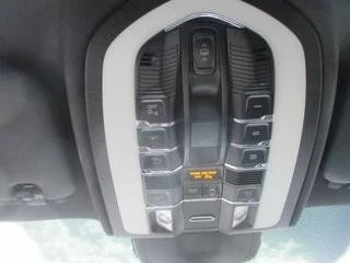 2013 Porsche 958 Cayenne - Image 12 of 20