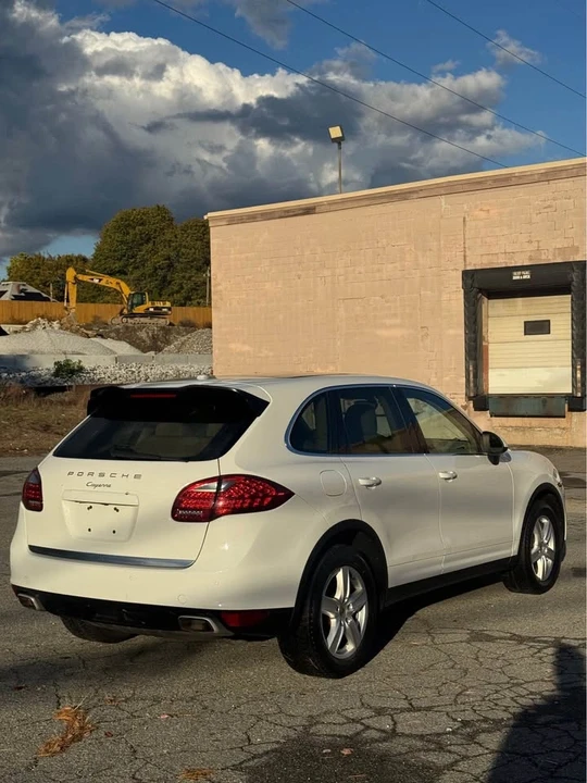 2013 Porsche 958 Cayenne - Image 6 of 14