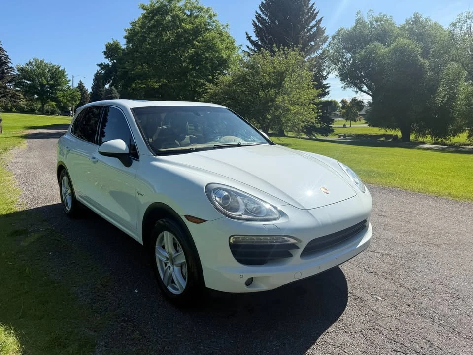 2013 Porsche 958 Cayenne - Image 4 of 17