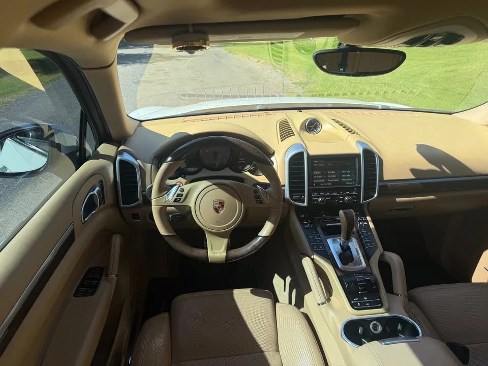 2013 Porsche 958 Cayenne - Image 17 of 17