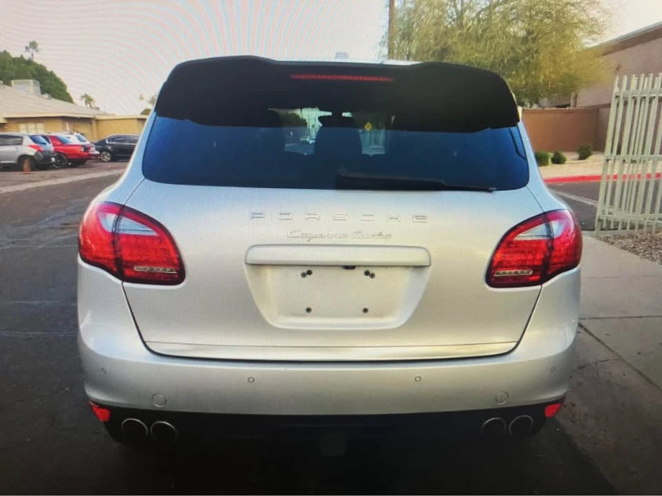 2013 Porsche 958 Cayenne - Image 8 of 9