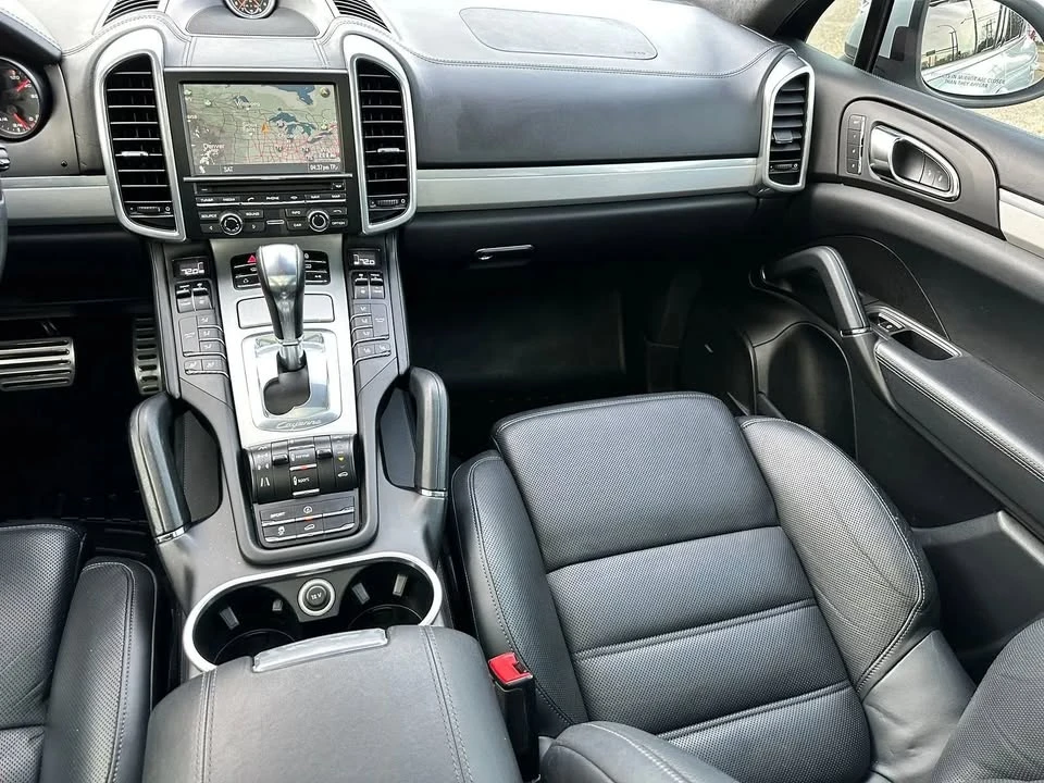 2013 Porsche 958 Cayenne - Image 12 of 19