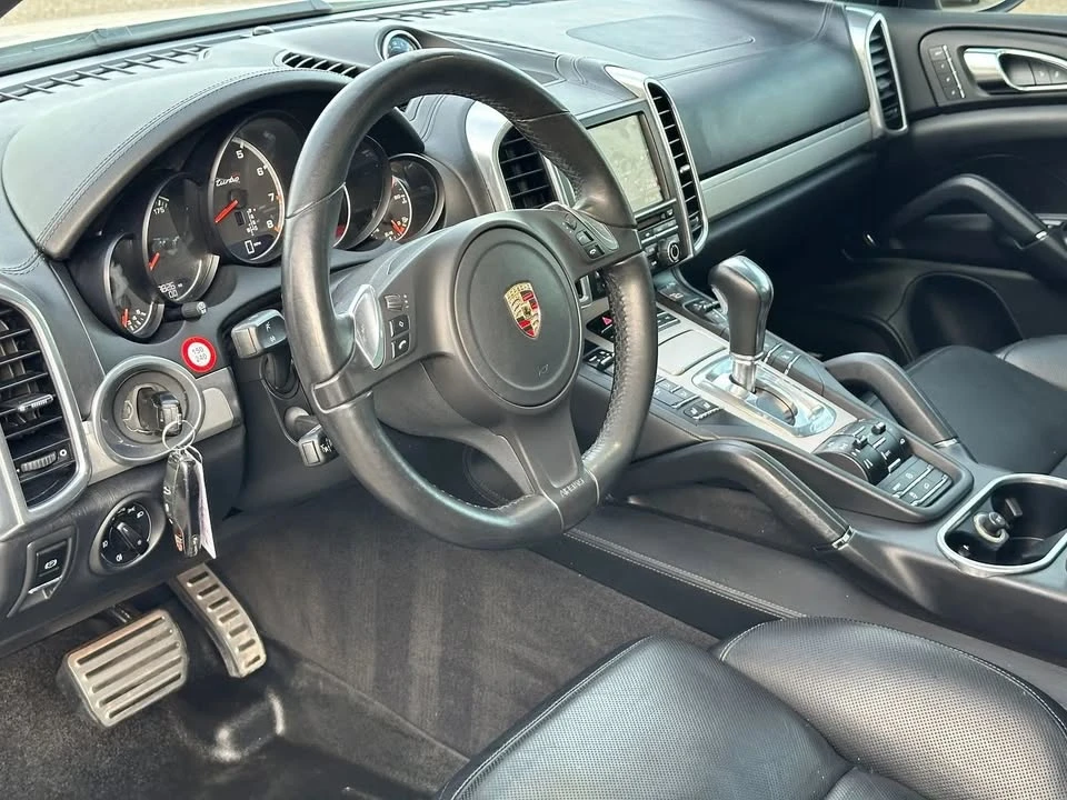 2013 Porsche 958 Cayenne - Image 9 of 19