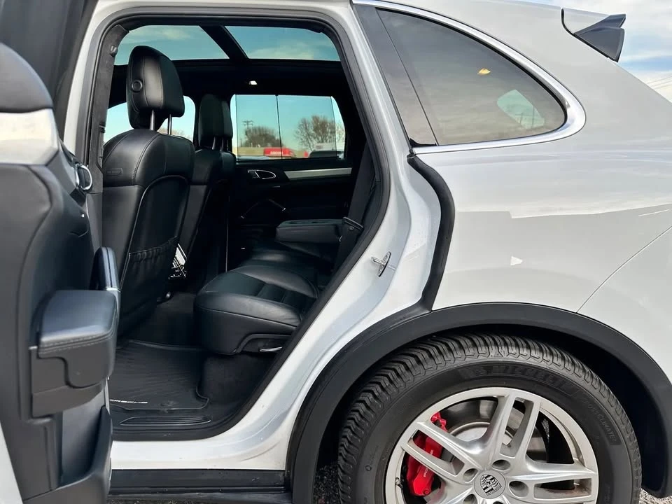 2013 Porsche 958 Cayenne - Image 17 of 19