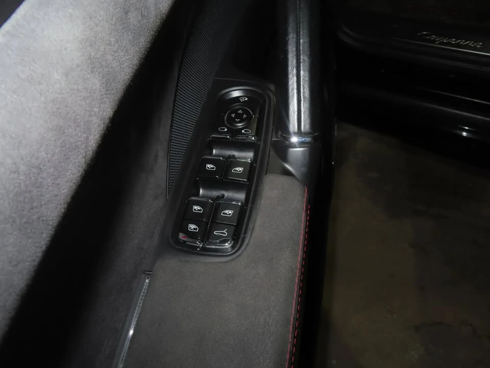 2013 Porsche 958 Cayenne - Image 12 of 20