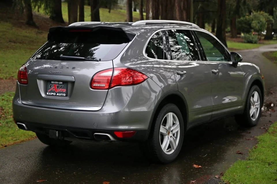 2013 Porsche 958 Cayenne - Image 4 of 17