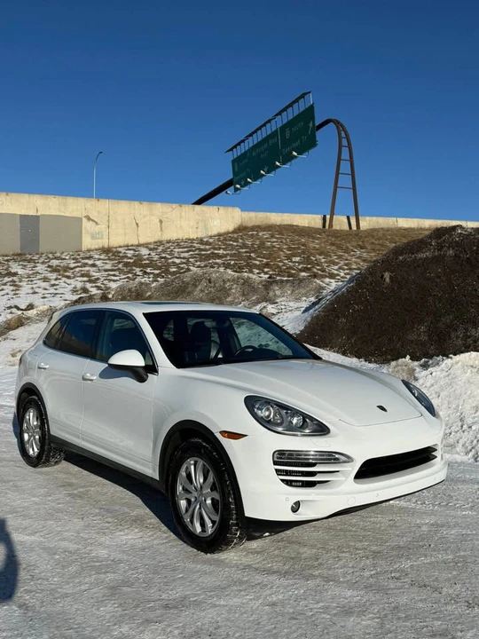 2013 Porsche 958 Cayenne - Image 9 of 19