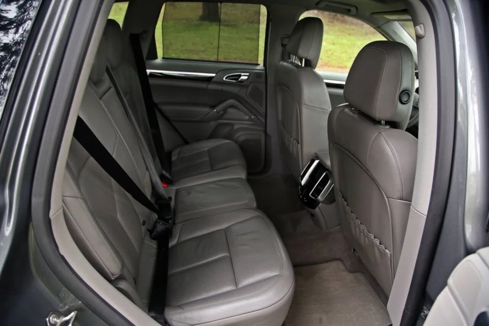 2013 Porsche 958 Cayenne - Image 8 of 17