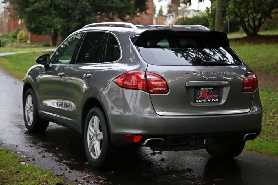 2013 Porsche 958 Cayenne - Image 3 of 17