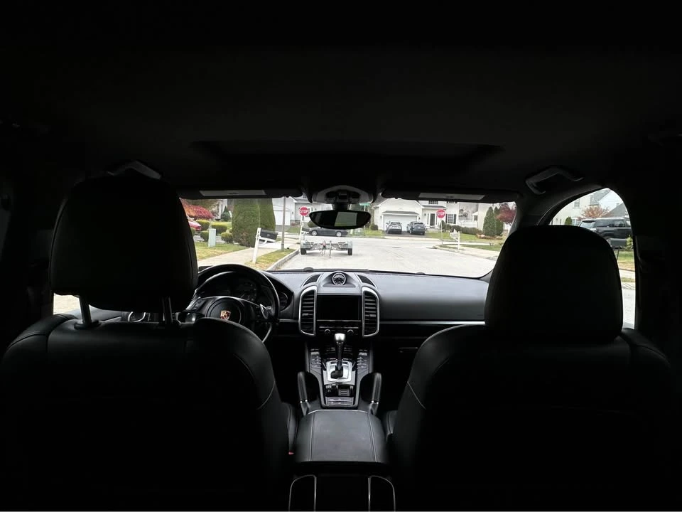 2013 Porsche 958 Cayenne - Image 16 of 19