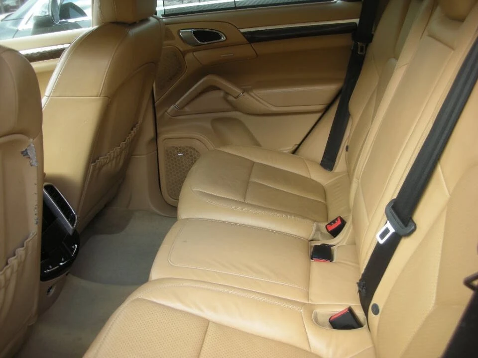 2013 Porsche 958 Cayenne - Image 6 of 7