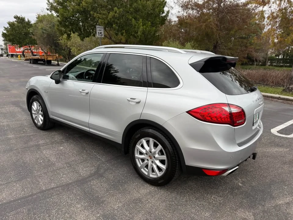 2013 Porsche 958 Cayenne Diesel - Image 6 of 16