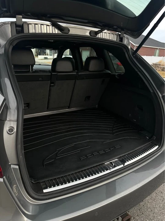 2013 Porsche 958 Cayenne - Image 8 of 18