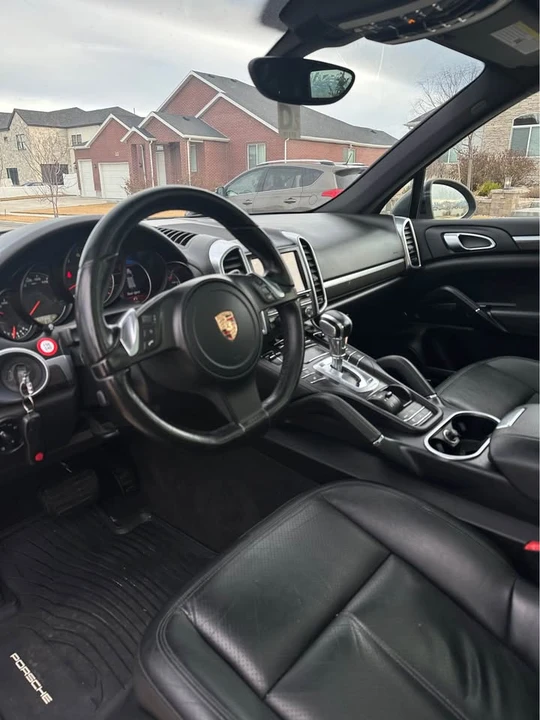 2013 Porsche 958 Cayenne - Image 10 of 18